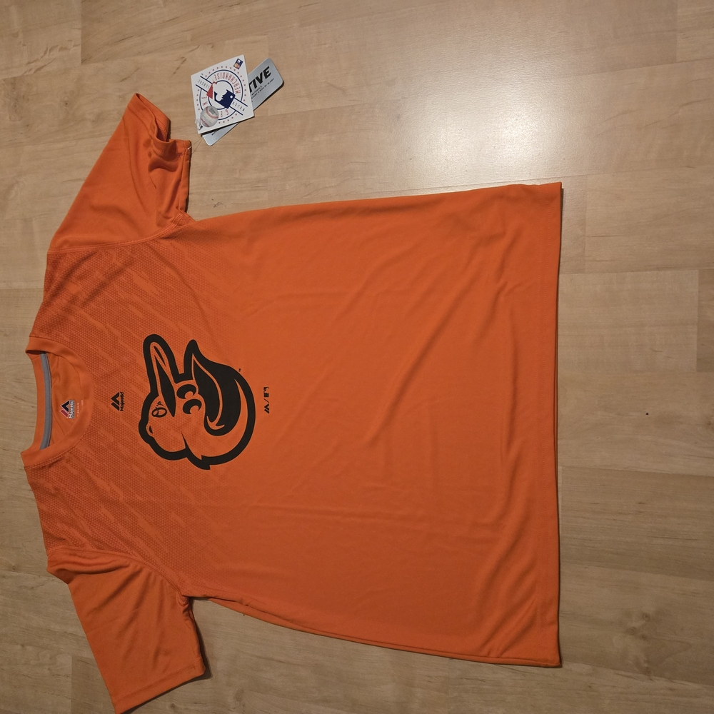 Genuine Merchandise Orange Short Sleeve Tee with Cartoon Graphic